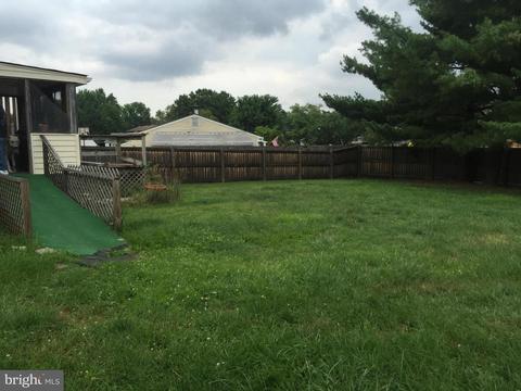 7719 Middlegate Ct, Pasadena, MD 21122 photo 2
