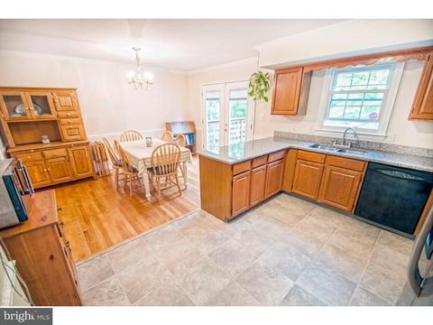 127 Michael Ln, Bear, DE 19701 photo 5