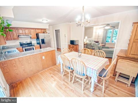 127 Michael Ln, Bear, DE 19701 photo 4