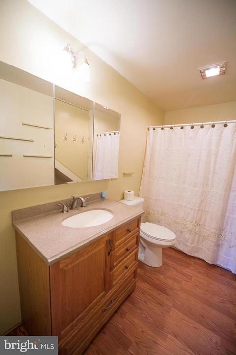 6422 Georgetown Rd, Broad Run, VA 20137 photo 17