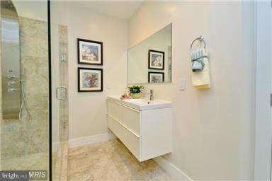 1143 Summit St NE #1, Washington, DC 20002 photo 15