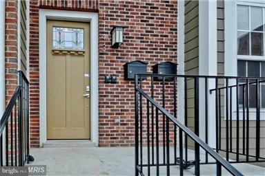 1143 Summit St NE #1, Washington, DC 20002 photo 2