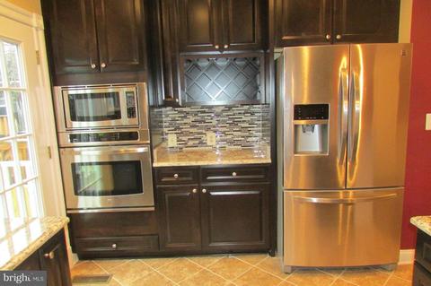 558 23rd Pl NE, Washington, DC 20002 photo 2