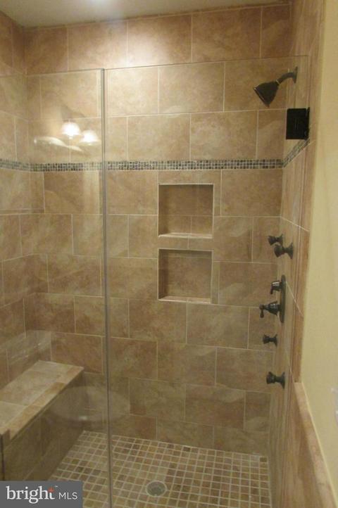 558 23rd Pl NE, Washington, DC 20002 photo 11