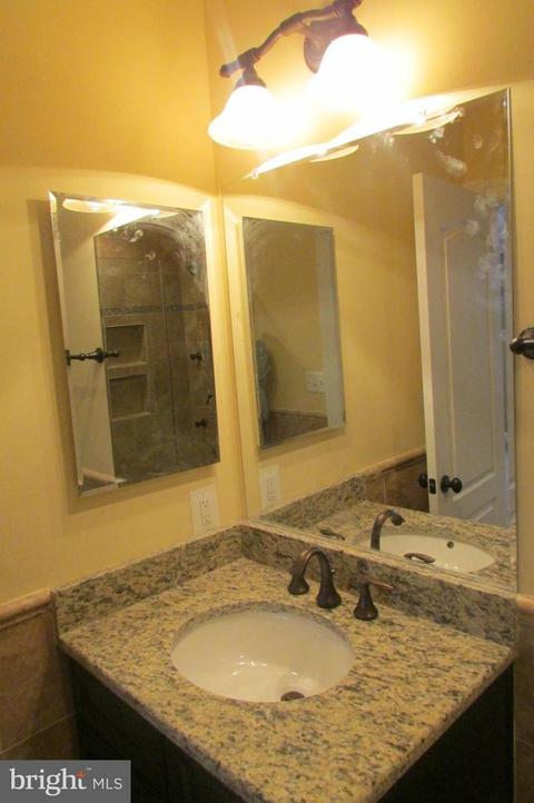 558 23rd Pl NE, Washington, DC 20002 photo 13