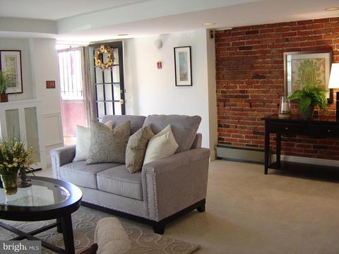 101 2nd St NE #B, Washington, DC 20002 photo 4