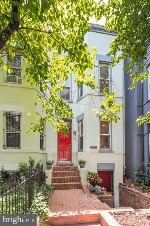 145 D St SE, Washington, DC 20003 photo 2