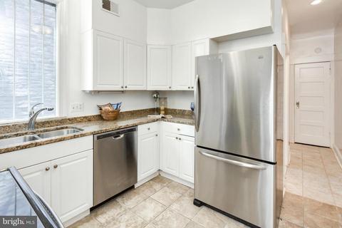 145 D St SE, Washington, DC 20003 photo 11