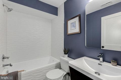 1239 Simms Pl NE #2, Washington, DC 20002 photo 10