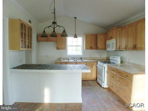 515 Willow St, Laurel, DE 19956 photo 4