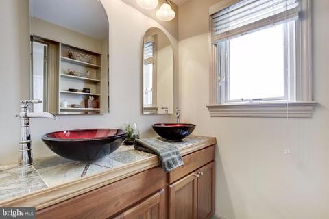 619 A St SE, Washington, DC 20003 photo 17
