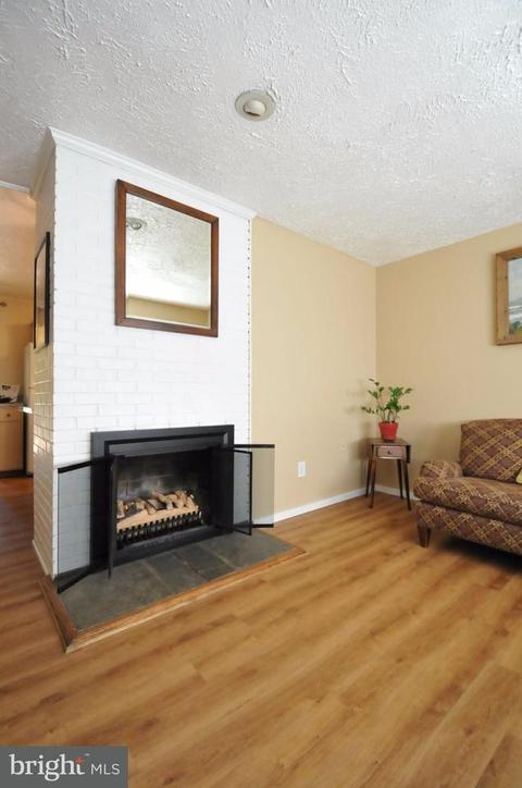 5513 Kathleen Pl, Springfield, VA 22151 photo 6