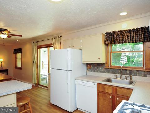 5513 Kathleen Pl, Springfield, VA 22151 photo 11