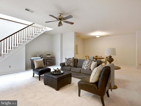 1608 Aerie Ln, Mclean, VA 22101 photo 23