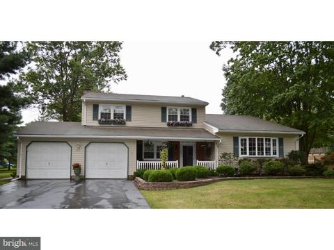 27 Beechcroft Dr, East Windsor Twp, NJ 08520 photo 1