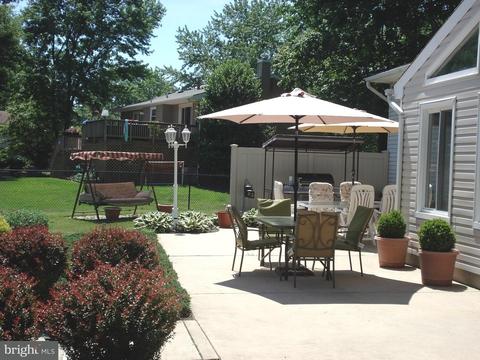 27 Beechcroft Dr, East Windsor Twp, NJ 08520 photo 6