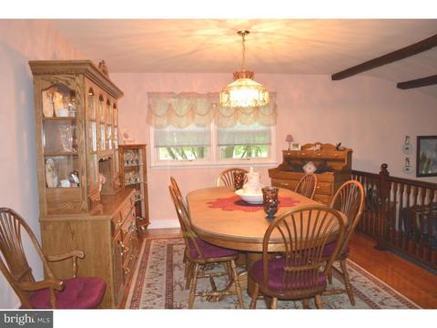 27 Beechcroft Dr, East Windsor Twp, NJ 08520 photo 15