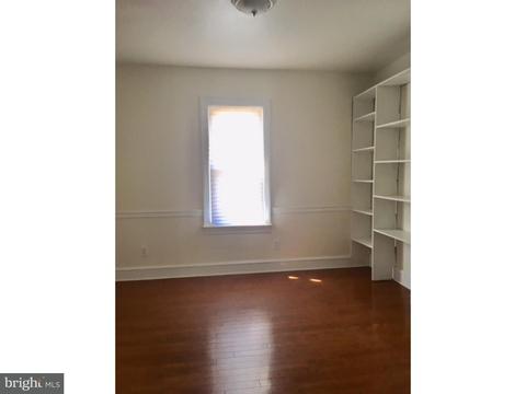 416 Billings Ave, Paulsboro, NJ 08066 photo 9