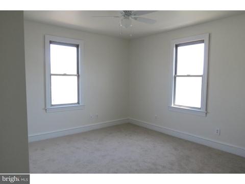 416 Billings Ave, Paulsboro, NJ 08066 photo 16