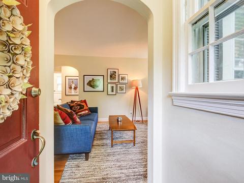 10007 Brunett Ave, Silver Spring, MD 20901 photo 2
