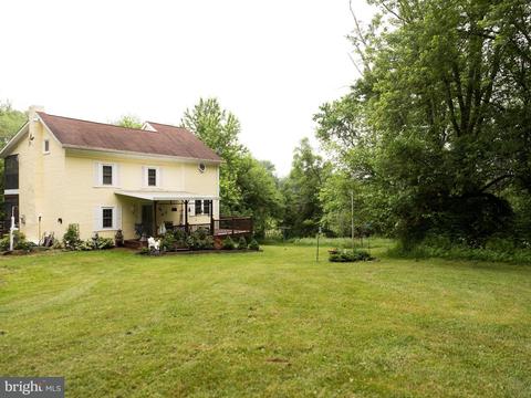 2580 Cross Section Rd, Westminster, MD 21158 photo 2
