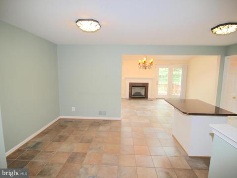 4020 Mammoth Cave Loop, Dumfries, VA 22025 photo 5