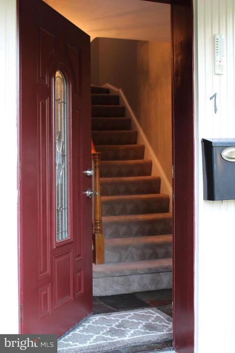 7 Oldham Rd, Silver Spring, MD 20901 photo 4