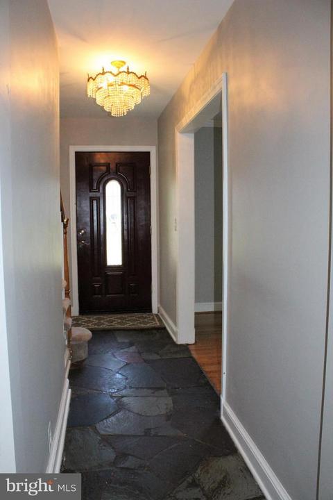 7 Oldham Rd, Silver Spring, MD 20901 photo 6