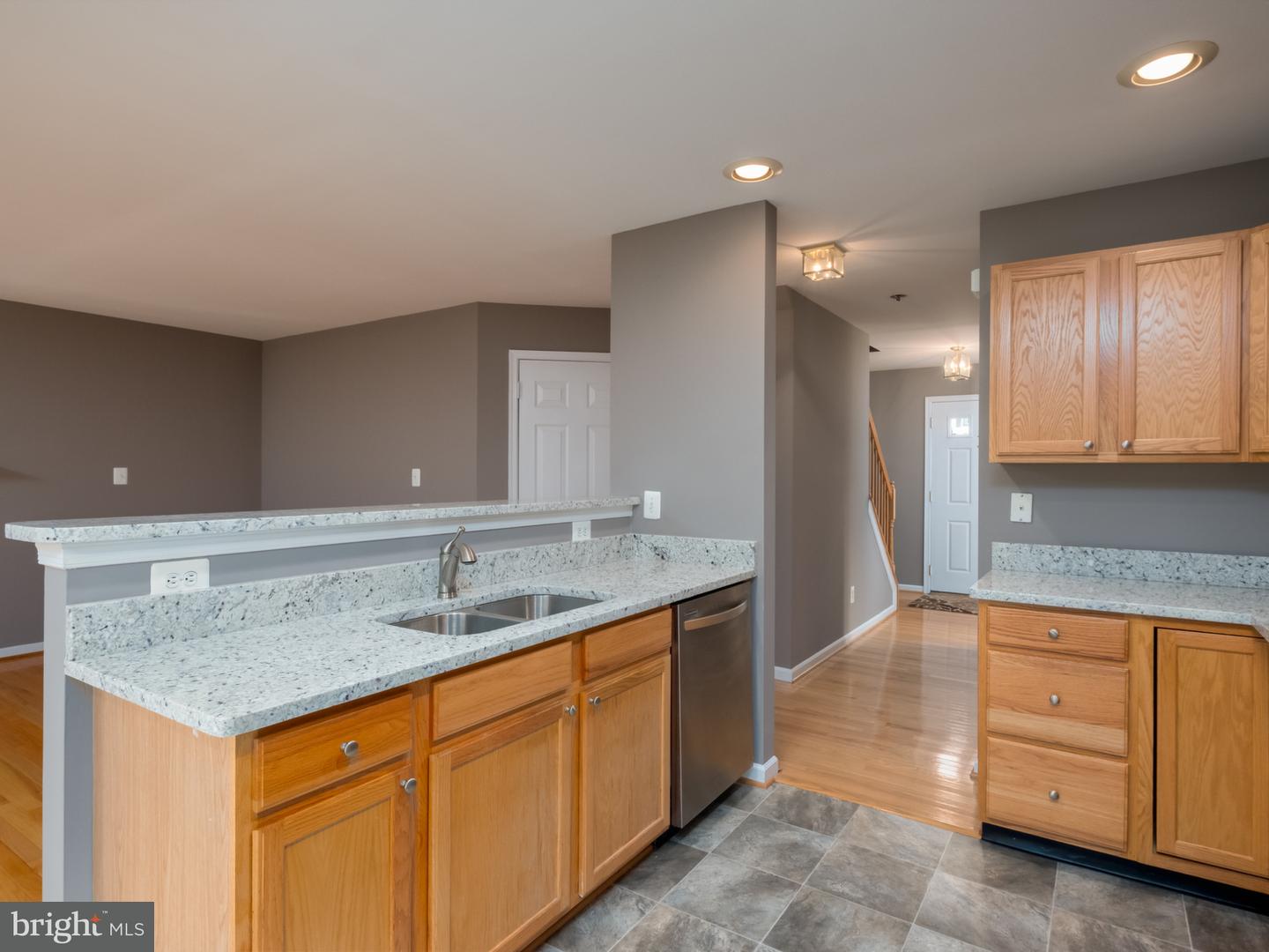 9408 Fairview Ave, Laurel, MD 20723 photo 8
