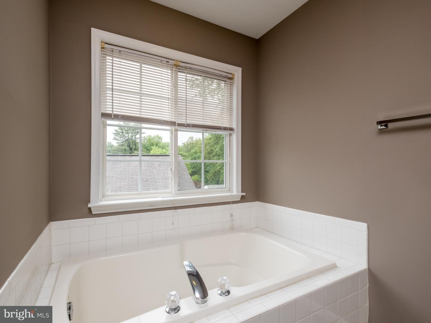 9408 Fairview Ave, Laurel, MD 20723 photo 17