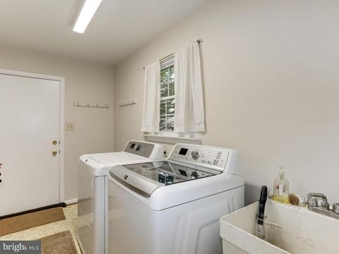 26 Woonsockett Ct, Silver Spring, MD 20905 photo 18