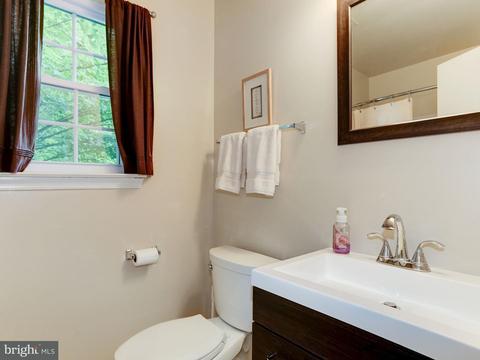 26 Woonsockett Ct, Silver Spring, MD 20905 photo 26