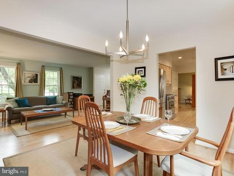 26 Woonsockett Ct, Silver Spring, MD 20905 photo 11