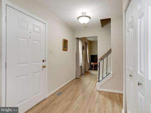 26 Woonsockett Ct, Silver Spring, MD 20905 photo 4