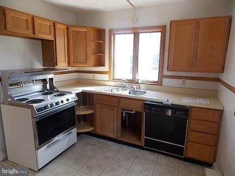1014 Phillips Ave, Salisbury, MD 21804 photo 2