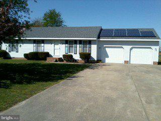 8178 Memory Gardens Ln, Hebron, MD 21830 photo 1