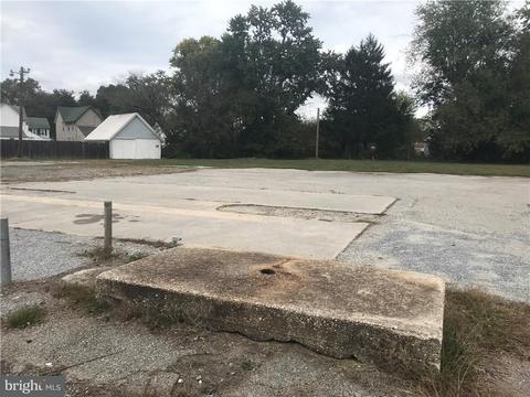 208 Dorman St, Harrington, DE 19952 photo 1
