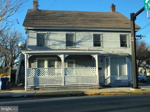 303 W Division St, Dover, DE 19904 photo 1