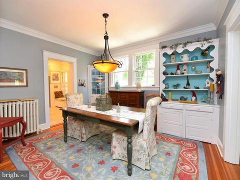 930 Elden St, Herndon, VA 20170 photo 7