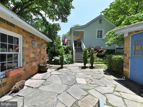 930 Elden St, Herndon, VA 20170 photo 27