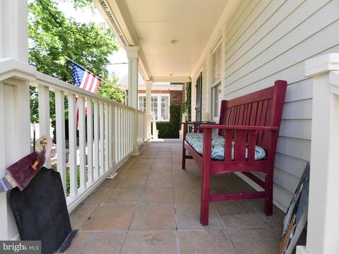 930 Elden St, Herndon, VA 20170 photo 24