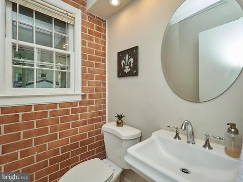2421 Silver Fox Ln, Reston, VA 20191 photo 15