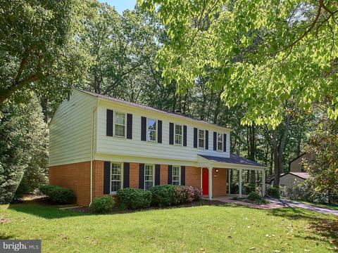 2421 Silver Fox Ln, Reston, VA 20191 photo 2