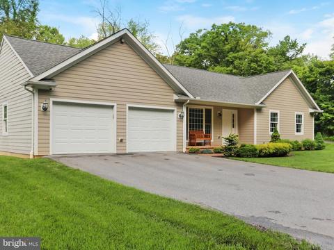 12164 Cove Rd, Clear Spring, MD 21722 photo 1