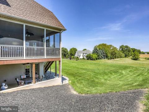 351 Ecker Dr, Lititz, PA 17543 photo 40