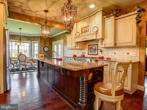 351 Ecker Dr, Lititz, PA 17543 photo 8