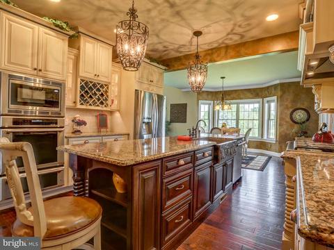 351 Ecker Dr, Lititz, PA 17543 photo 7