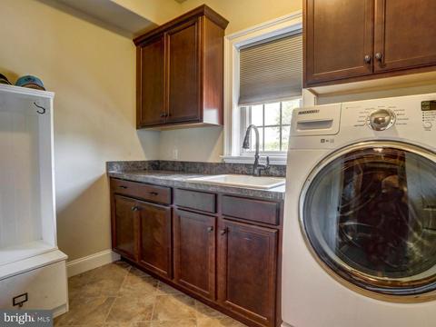 351 Ecker Dr, Lititz, PA 17543 photo 20
