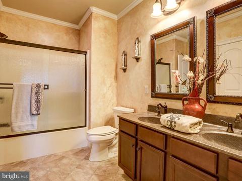 351 Ecker Dr, Lititz, PA 17543 photo 37