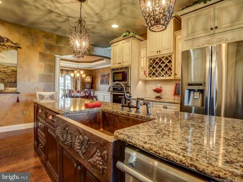 351 Ecker Dr, Lititz, PA 17543 photo 9